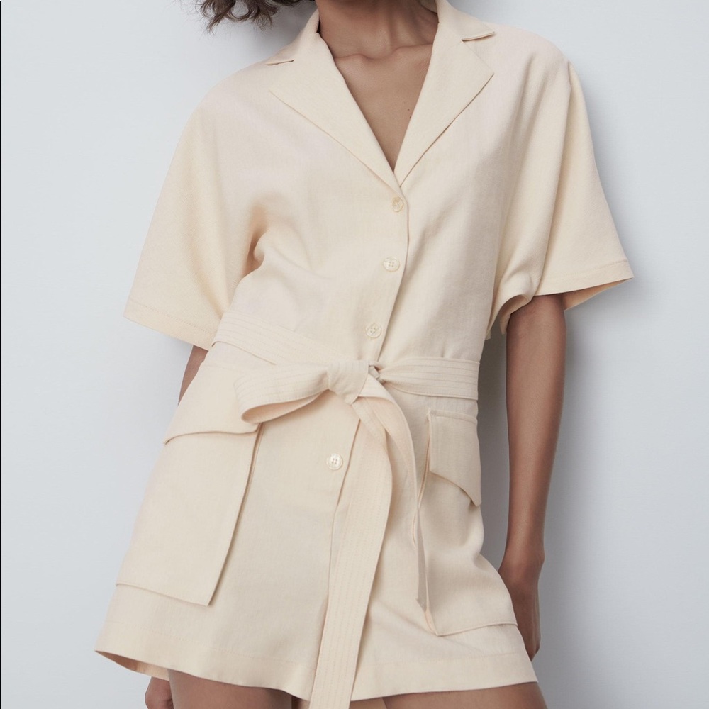 Zara back vent play suit romper